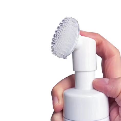 Pompe à mousse en plastique blanc de 42 mm avec brosse en silicone souple