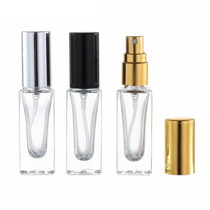 Bouteille de parfum de pulvérisateur en verre carrée du chapeau 5ml d'argent d'or 